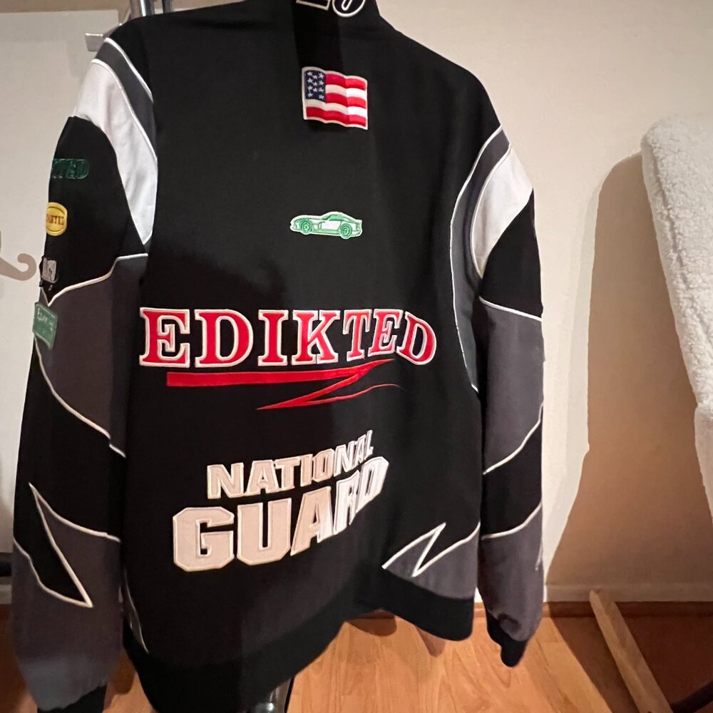 Edikted Patch Jacket - Picture 2 of 4